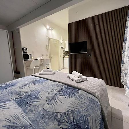 Tiny & Cosy Studio Flat In Como Exteriér fotografie